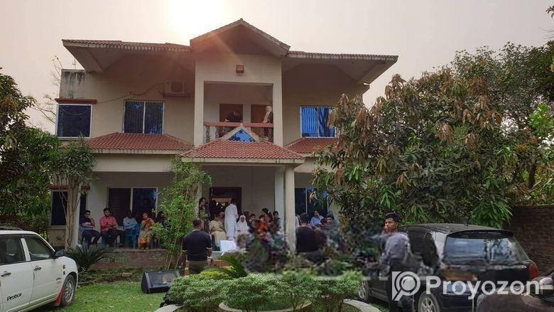 জরুরী নগদ অর্থে গাজীপুরে পুকুর সহ ৩২ কাঠা জমিতে