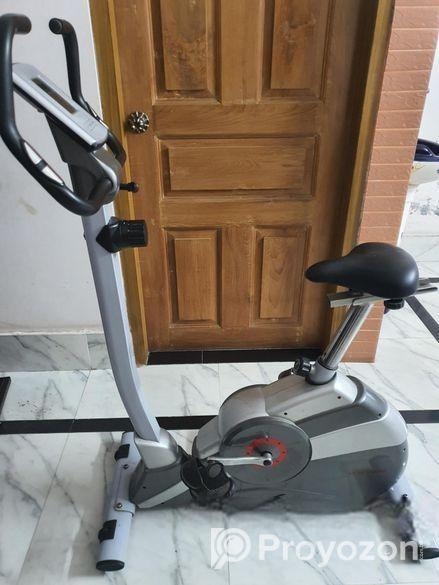 ব্যয়াম এর জন্য সাইকেল