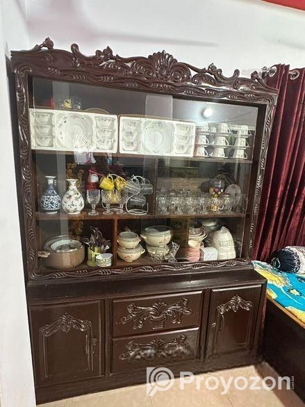 সেগুন কাঠের শোকেস বিক্রি হবে