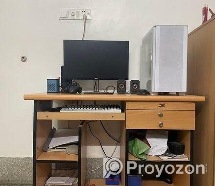 Computer Table Sell