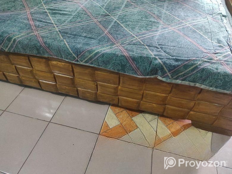 কার্ঠের খাট