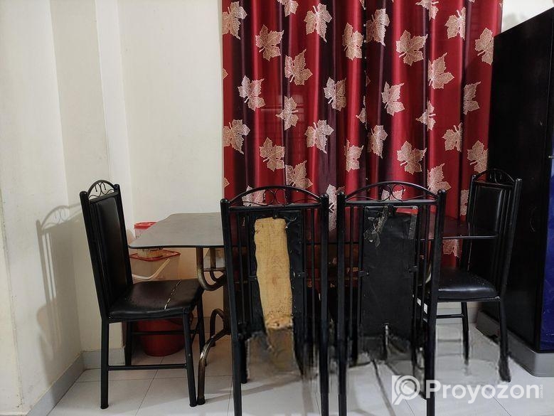 Dining Table & Chairs