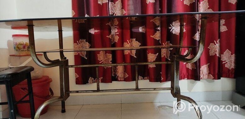 Dining Table & Chairs