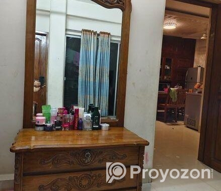 Dressing Table Sell