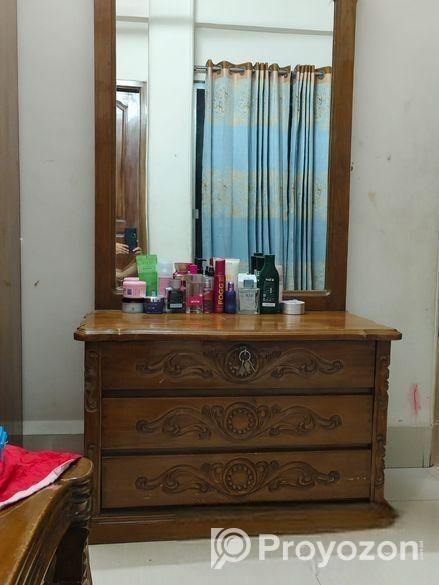 Dressing Table Sell