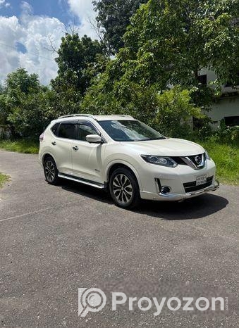 Nissan X-Trail Mode Premier Hybrid 2017