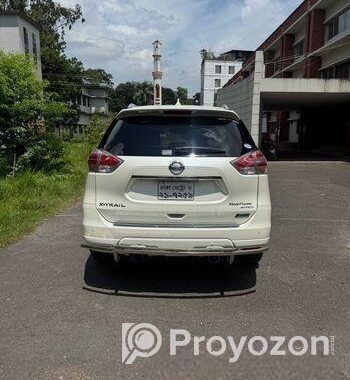 Nissan X-Trail Mode Premier Hybrid 2017