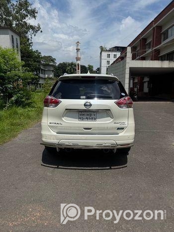 Nissan X-Trail Mode Premier Hybrid 2017