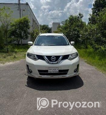 Nissan X-Trail Mode Premier Hybrid 2017