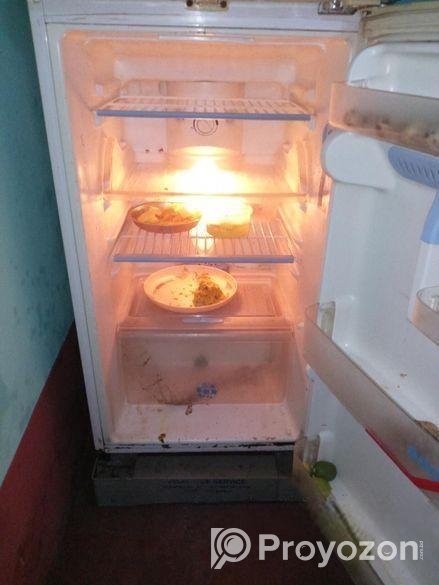 রানিং ফ্রিজ