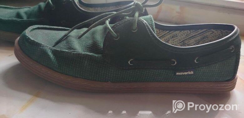 Apex size 42 loafer