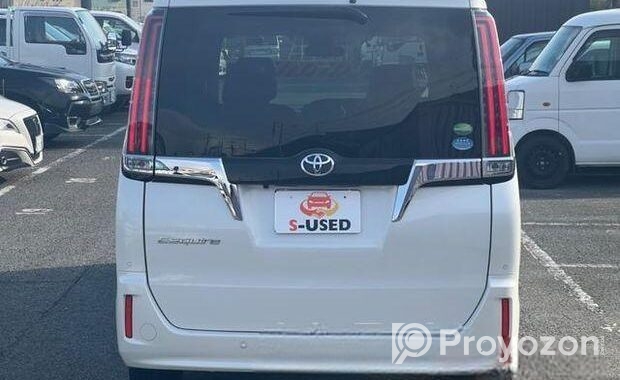 Toyota Esquire SUNROOF NON HYBRID 2019