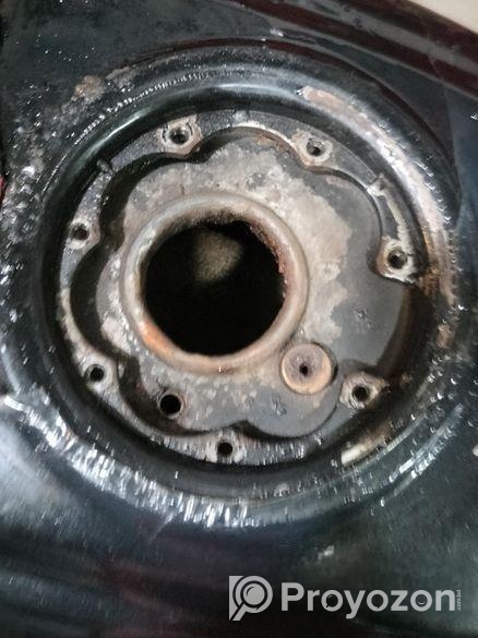 পালসার তেলের ট্যাংকি