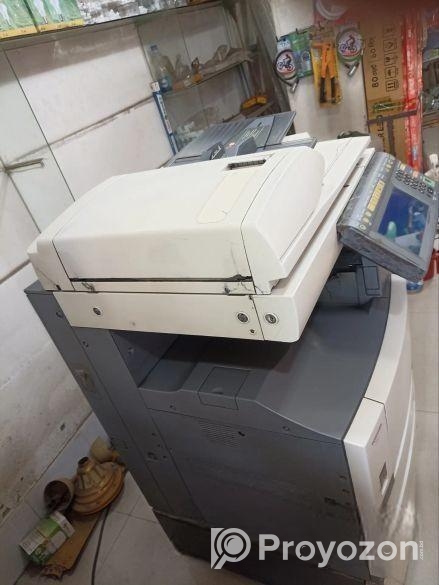 ফটোকপিয়ার