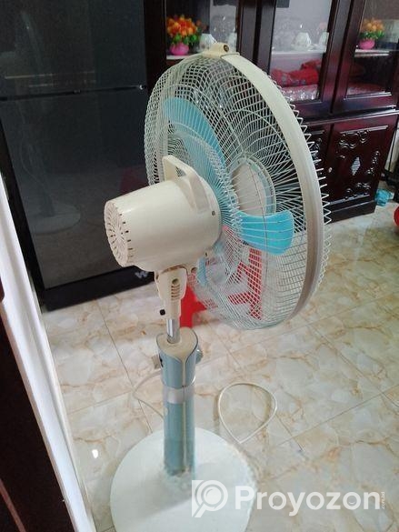 টেবিল ফ্যান