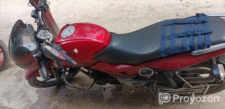 Bajaj Pulsar 150 . 2009