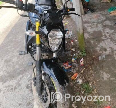 Suzuki Gixxer . 2025