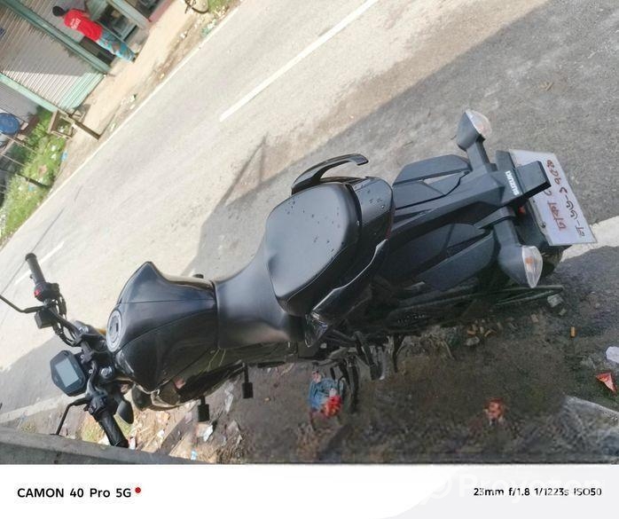 Suzuki Gixxer . 2025