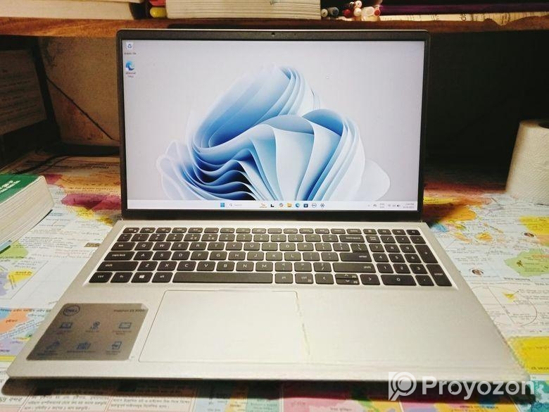 ল্যাপটপটি বিক্রি করব।