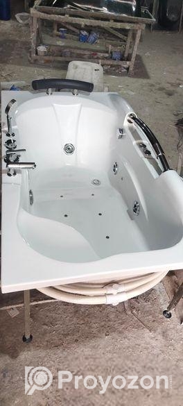 Jakuzi Body Message Bathtub