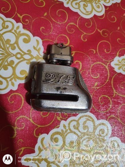 এসিড প্রব লক