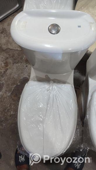 পুরাতন কমোড