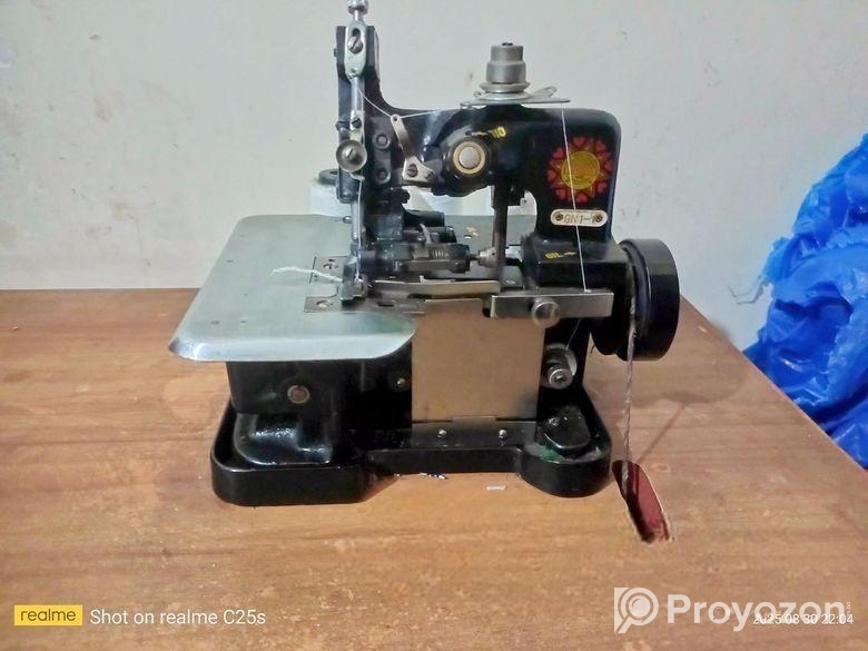 ওভারলক মেশিন। (overlock Machine)
