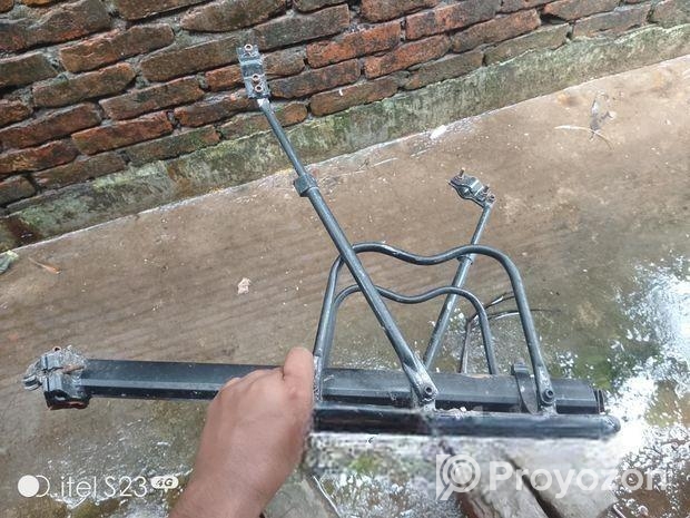 সাইকেল সিট ও গ্লভস