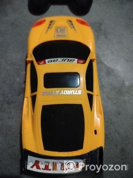 রিমোট কন্ট্রোল গাড়ি