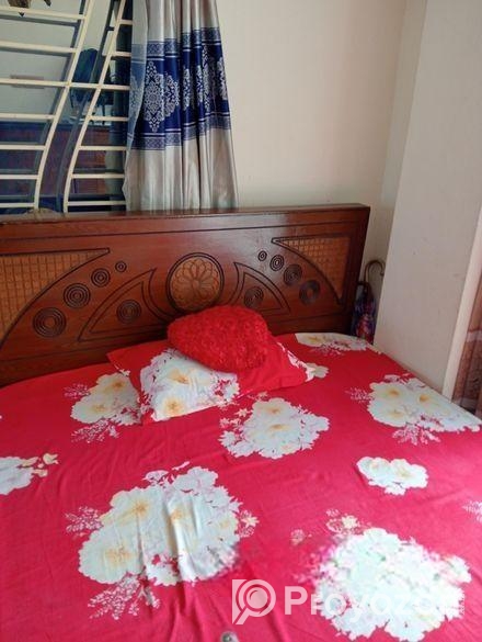 খাট বিক্রি করা হবে