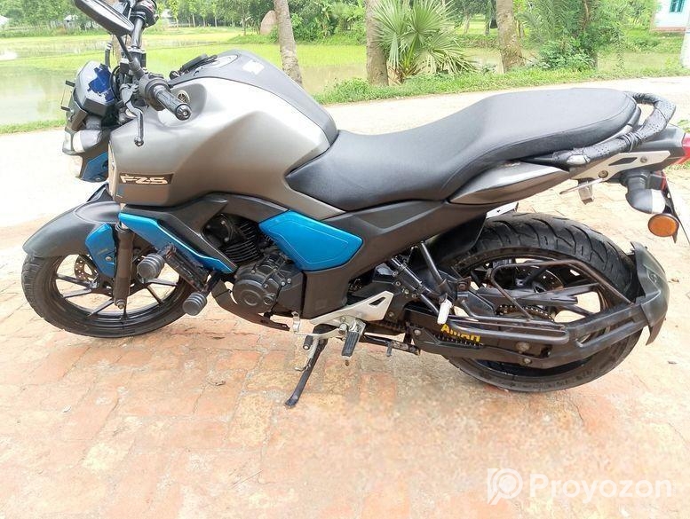 Yamaha FZS V3 . 2020
