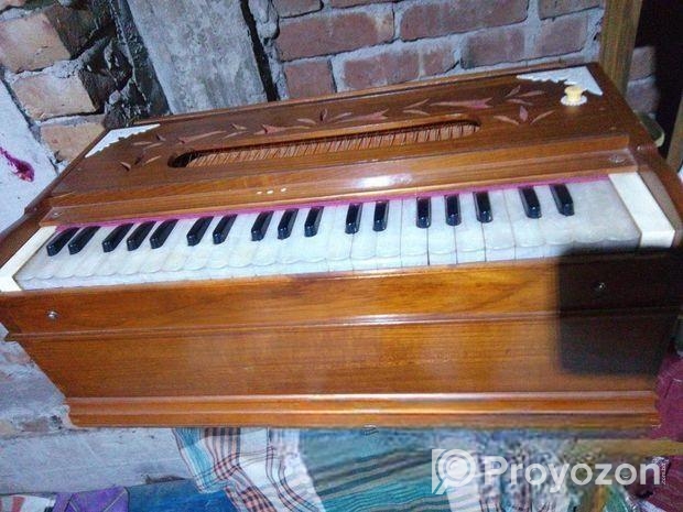 Bikrir jono harmoneiom sell