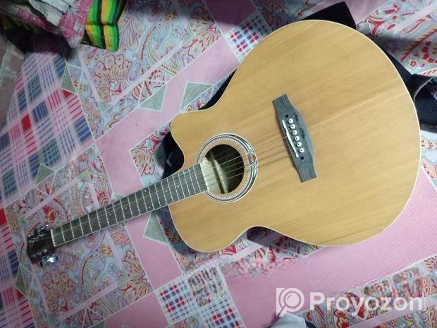 Gitar for sale