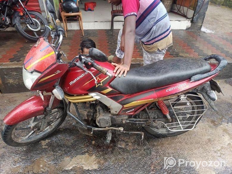 Mahindra Rodeo . 2025