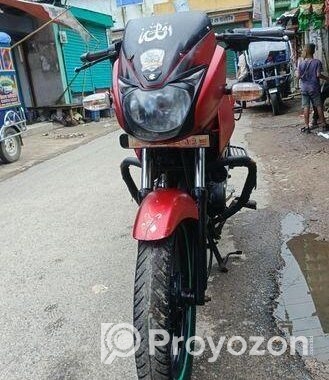 Bajaj Pulsar 150 . 2012