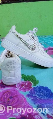 প্রীন্স জুতা