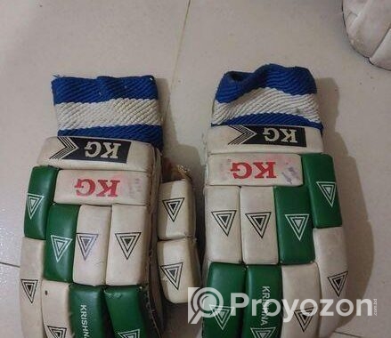 Cricket Gloves