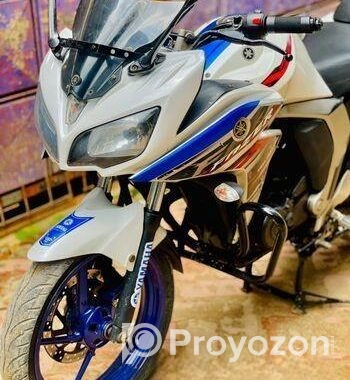 Yamaha Fazer FI V2 . 2017