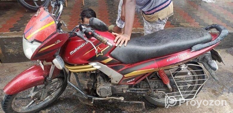 Mahindra Rodeo . 2025