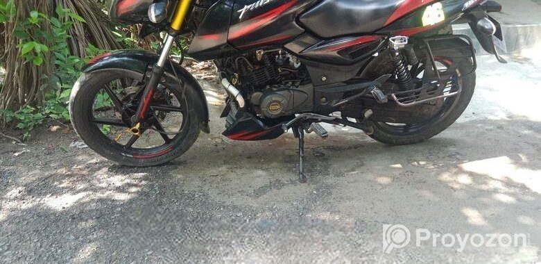 Bajaj Pulsar 150 . 2022