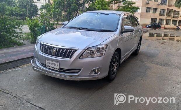 Toyota Premio F 2014