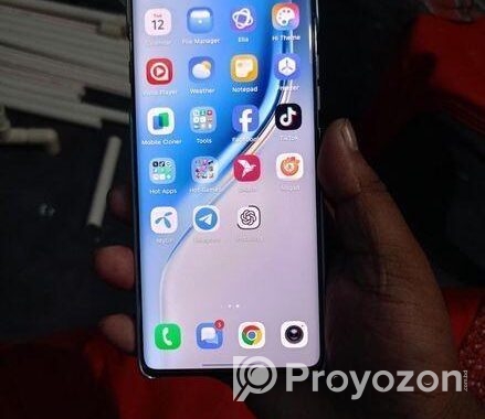 Tecno Camon 40 Pro (Used)
