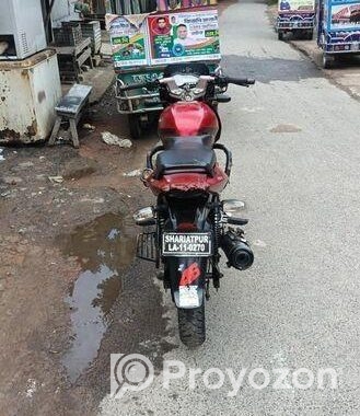 Bajaj Pulsar 150 . 2012