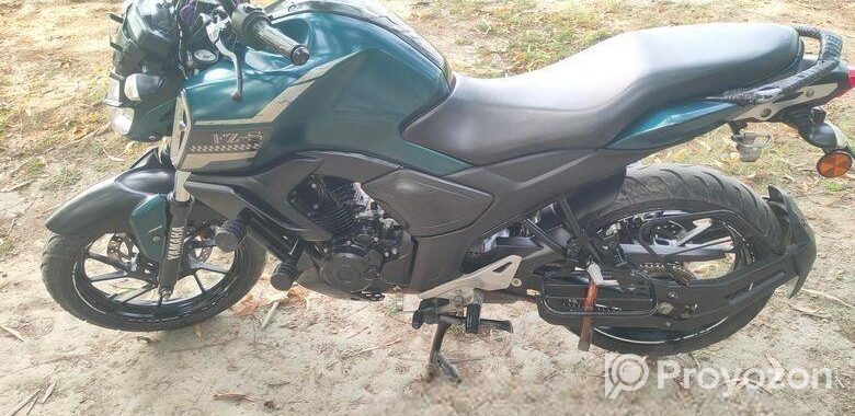 Yamaha FZS V3 vintage edition 2021