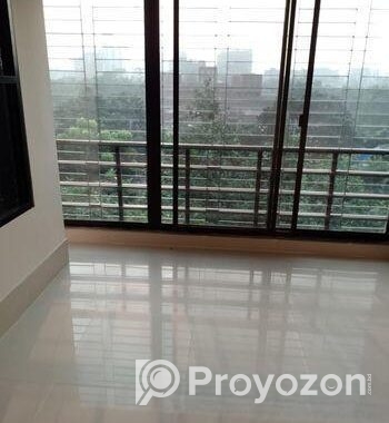 Prime Commercial Space For Rent