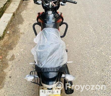 TVS Stryker black red 2019