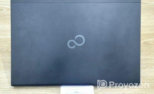 Fujitsu 14|Core i5 10th Gen|8 GB DDR4 RAM 256 Nvm
