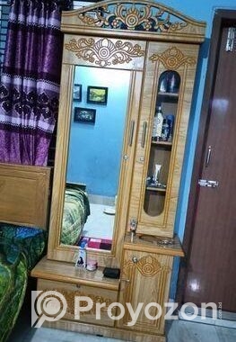 ড্রেসিং টেবিল বিক্রি হবে