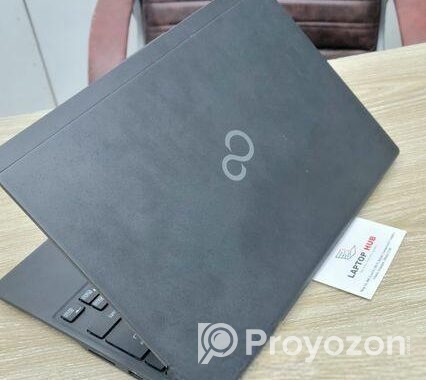 Fujitsu 14|Core i5 10th Gen|8 GB DDR4 RAM 256 Nvm