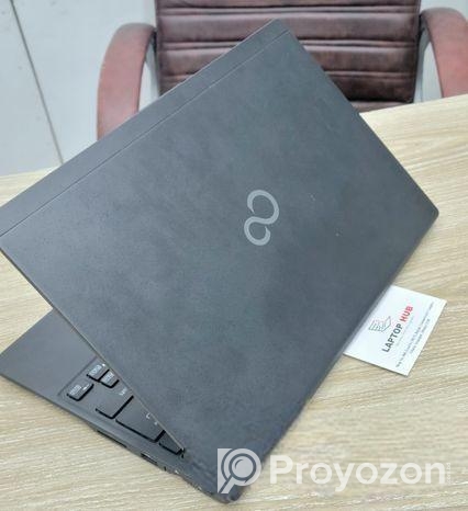 Fujitsu 14|Core i5 10th Gen|8 GB DDR4 RAM 256 Nvm